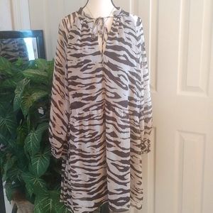 ⚜️ NWT H&M Balloon Sleeve Dress